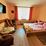 Aga - Komfortowe Z Lazienkami - Aneks Kuchenny - Doskonala Lokalizacja Blisko Centrum - Parking W Cenie Pobytu - Zapraszamy! منزل للإقامة