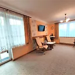 Aga - Komfortowe Z Lazienkami - Aneks Kuchenny - Doskonala Lokalizacja Blisko Centrum - Parking W Cenie Pobytu - Zapraszamy! كارباش