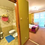 منزل للإقامة Aga - Komfortowe Z Lazienkami - Aneks Kuchenny - Doskonala Lokalizacja Blisko Centrum - Parking W Cenie Pobytu - Zapraszamy!