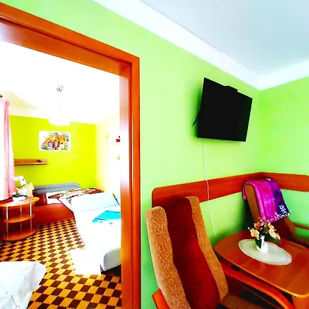 Aga - Komfortowe Z Lazienkami - Aneks Kuchenny - Doskonala Lokalizacja Blisko Centrum - Parking W Cenie Pobytu - Zapraszamy! * كارباش