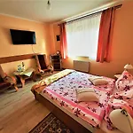 Aga - Komfortowe Z Lazienkami - Aneks Kuchenny - Doskonala Lokalizacja Blisko Centrum - Parking W Cenie Pobytu - Zapraszamy! בית אירוח קרפאז'