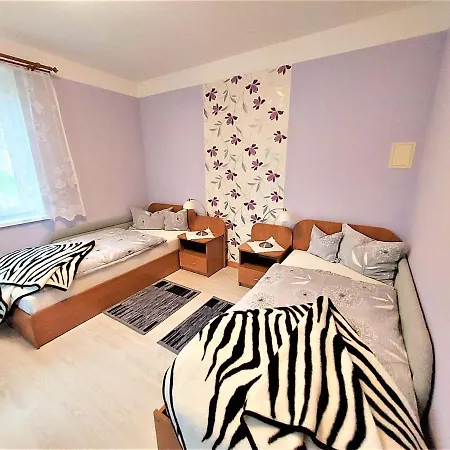 Habitación en casa particular Aga - Komfortowe Z Lazienkami - Aneks Kuchenny - Doskonala Lokalizacja Blisko Centrum - Parking W Cenie Pobytu - Zapraszamy!