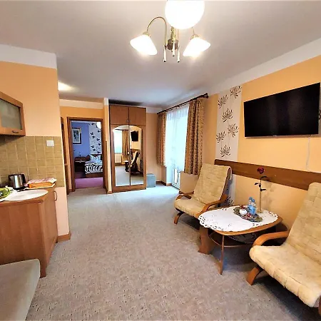 Aga - Komfortowe Z Lazienkami - Aneks Kuchenny - Doskonala Lokalizacja Blisko Centrum - Parking W Cenie Pobytu - Zapraszamy! Privatunterkunft *