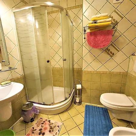 Aga - Komfortowe Z Lazienkami - Aneks Kuchenny - Doskonala Lokalizacja Blisko Centrum - Parking W Cenie Pobytu - Zapraszamy! Privatunterkunft *